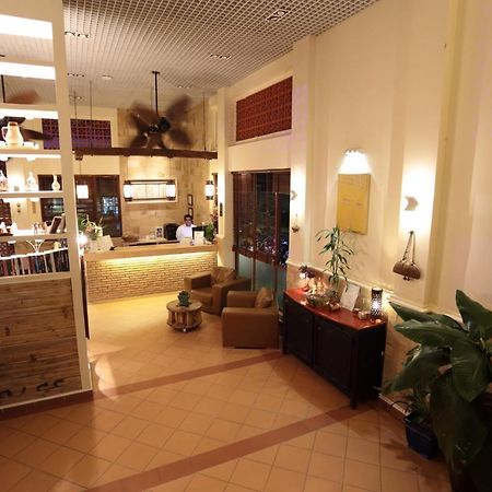 Deluxx Boutique Hotel Sihanoukville Exterior foto