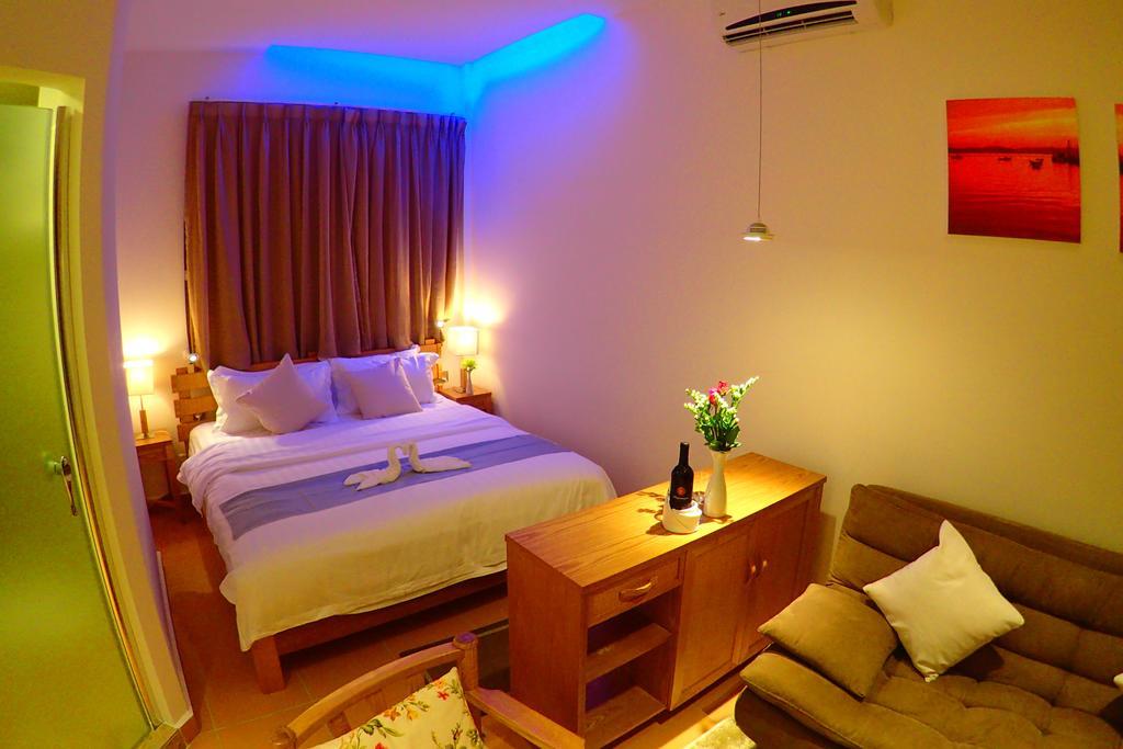 Deluxx Boutique Hotel Sihanoukville Quarto foto