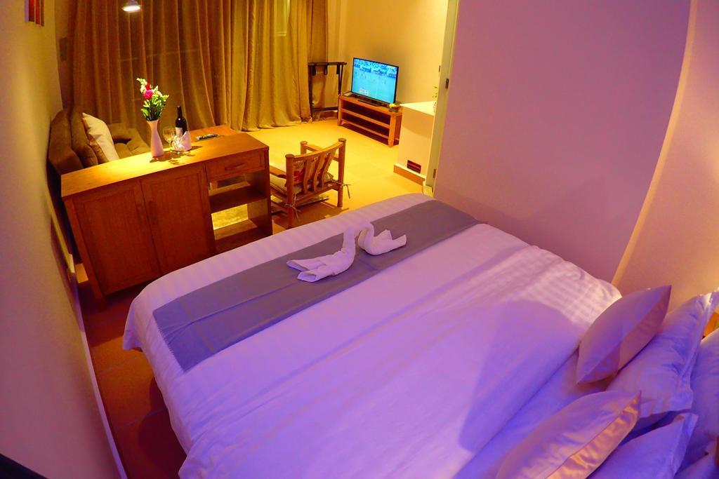 Deluxx Boutique Hotel Sihanoukville Quarto foto
