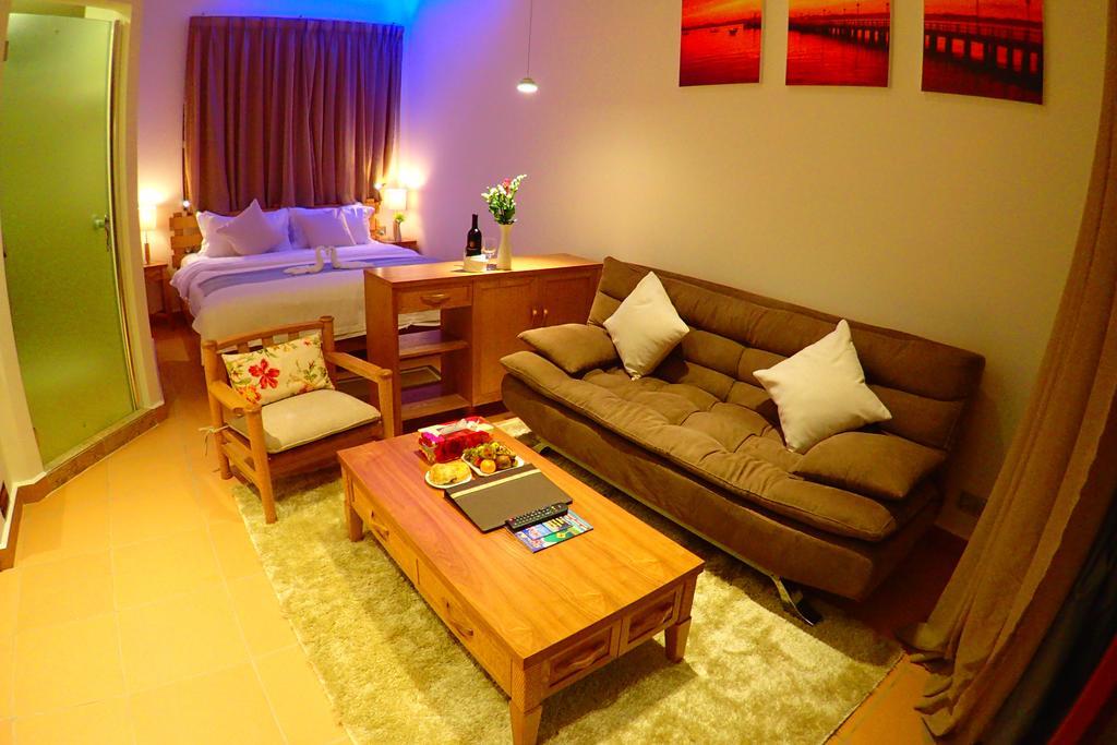 Deluxx Boutique Hotel Sihanoukville Quarto foto